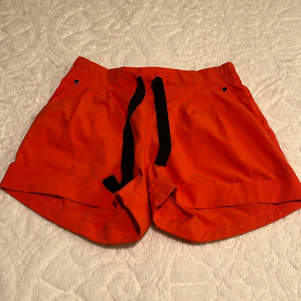 Lululemon comfortable shorts